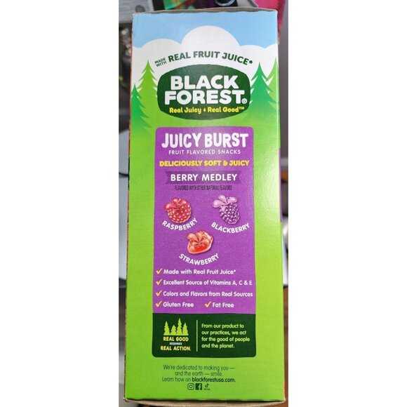 Black Forest Juicy Burst Fruit Flavored Berry Medley 40 Pouch 0.8 oz 22g Pouches - Picture 10 of 15